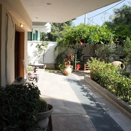 Vouliagmeni Riviera Apartment Athen