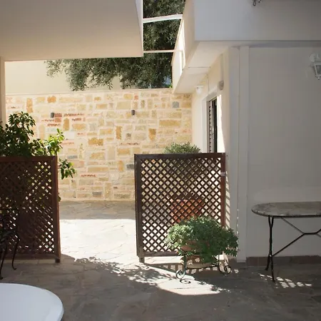 Vouliagmeni Riviera Apartment Athens